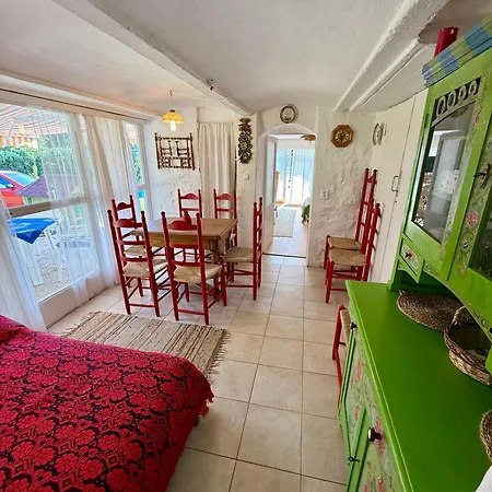 公寓 Eklektikus 79