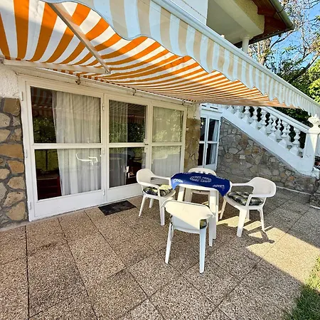 公寓 Eklektikus 79