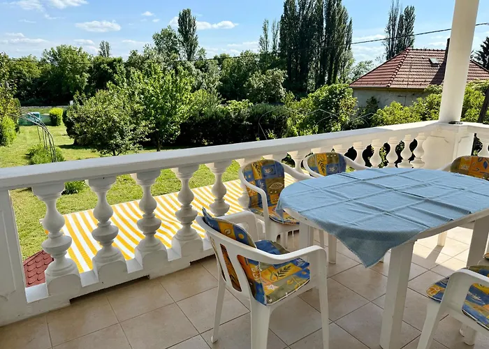 Eklektikus 79 Lejlighed Ábrahámhegy