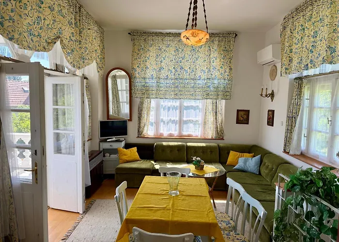 Eklektikus 79 * Ábrahámhegy